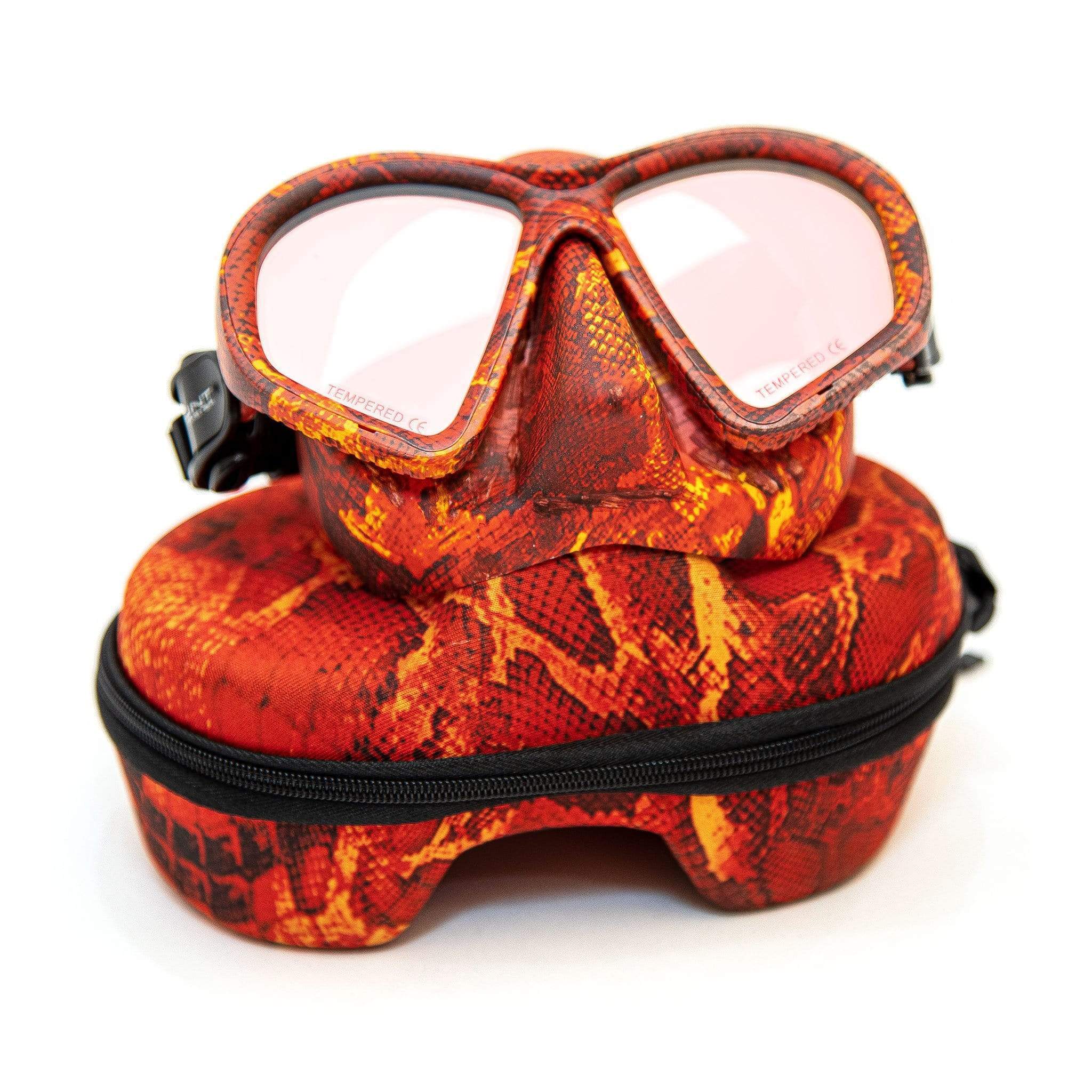 HuntMaster Red Harbinger Camo Diving Mask - With Matching Camo Container (Red)
