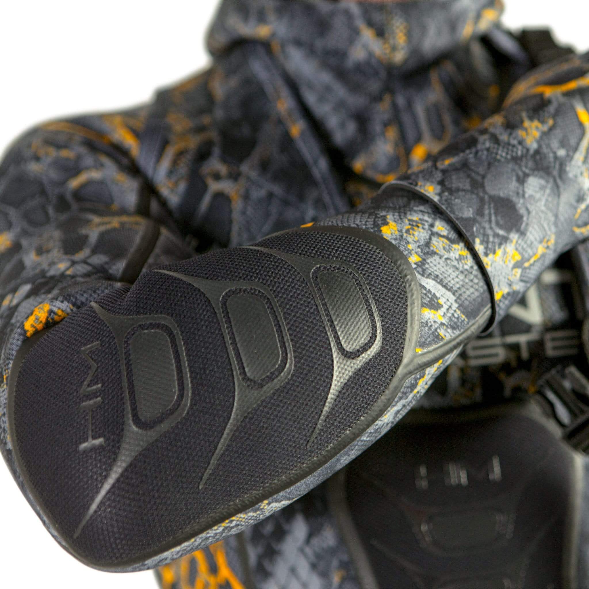 HuntMaster Huntsman Wetsuit Camo Series - Blaze